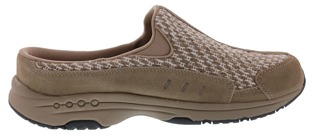 Easy Spirit Women's TravelTime Athletic Clogs 7 Easy Spirit Women's TravelTime Athletic Clogs