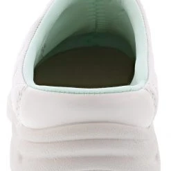 Easy Spirit Women's Baye 2 Wide Width Casual Comfort Clogs