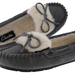 Clarks Of England Clarks Women Warm Cozy Slip On Moccasin Slippers Holly 23 Clarks Of England Clarks Women Warm Cozy Slip On Moccasin Slippers Holly