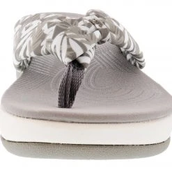 Clarks Of England Clarks Women's Summer Sandals Thick Sole Flip Flops Arla Glison