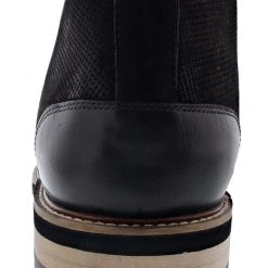 Dr. Scholls Men's Willing Chukka Boots 8 Dr. Scholls Men's Willing Chukka Boots