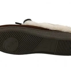 Clarks Of England Clarks Womens Winter Cozy Fur Easy On Lightweight Suede Slippers