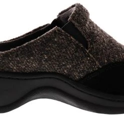 Softwalk Women's Alcon Narrow Width Slip On Clogs