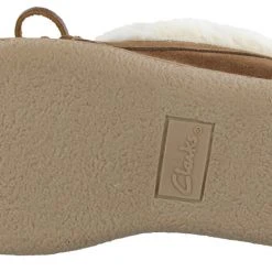 Clarks Of England Clarks Women Warm Cozy Easy On Slip On Booties Slippers