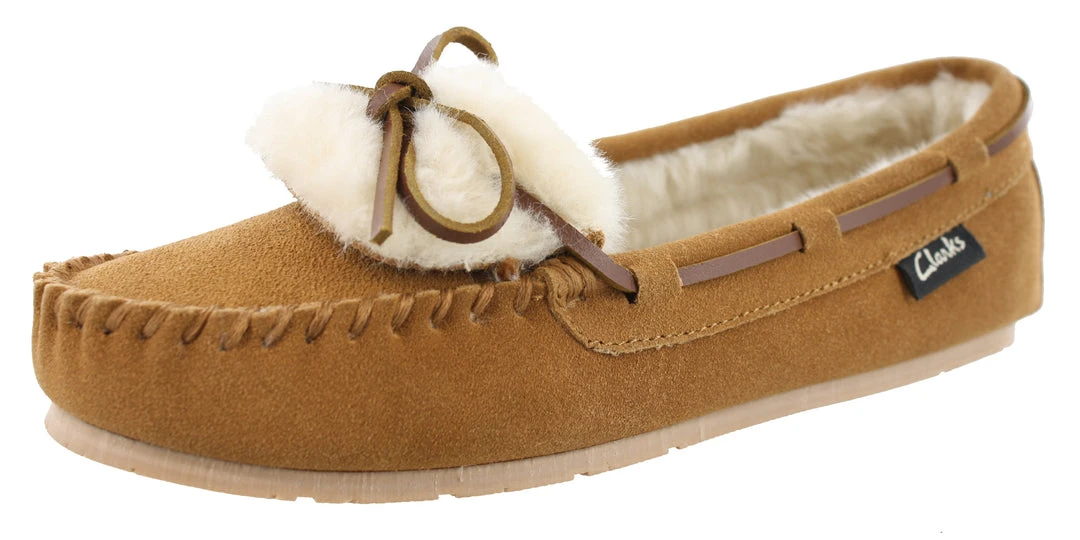 Clarks Of England Clarks Women Warm Cozy Slip On Moccasin Slippers Holly 6 Clarks Of England Clarks Women Warm Cozy Slip On Moccasin Slippers Holly