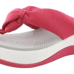 Clarks Of England Clarks Women Arla Glison Thong Sandals With Arch Support 90 Clarks Of England Clarks Women Arla Glison Thong Sandals With Arch Support